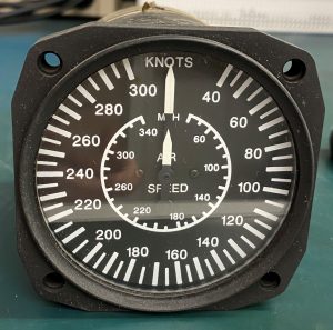 Airspeed Indicator 16-311-300D, U.M.A Inc.