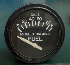(Q2) Fuel Quantity Indicator 