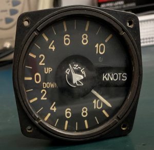 (Q12) Vertical Speed Indicator (VSI), WRs-5D, PZL