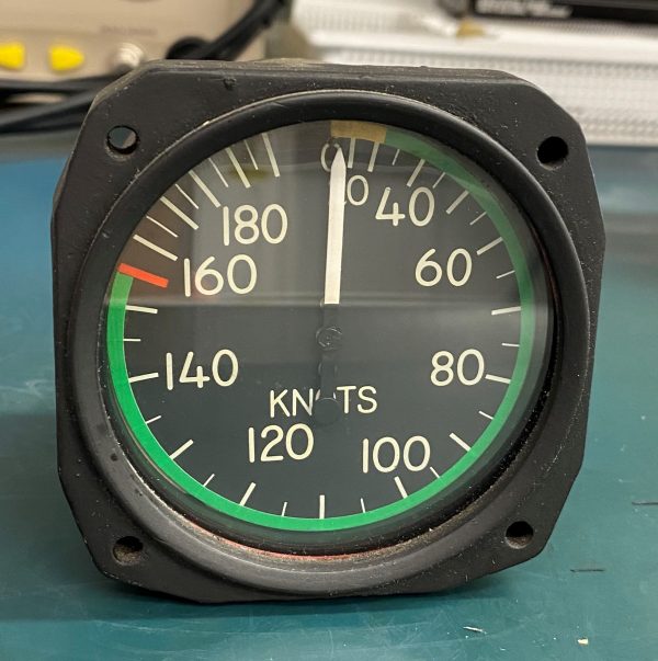 Airspeed Indicator 8502C-S20LW