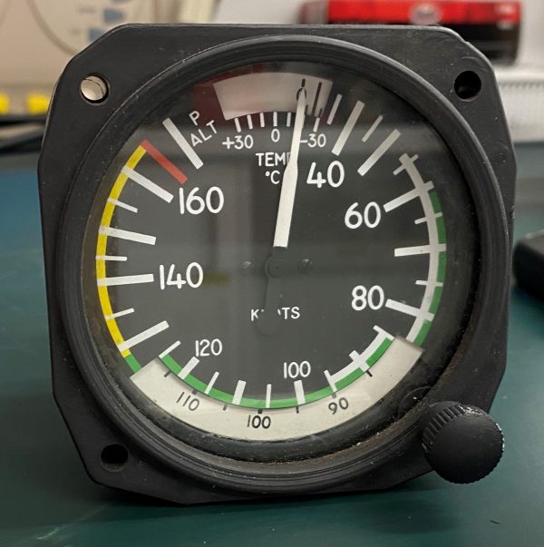 Airspeed Indicator 8100 B603