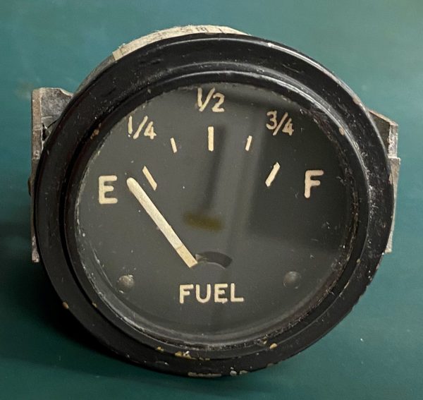 (Q2) Fuel Quantity Indicator