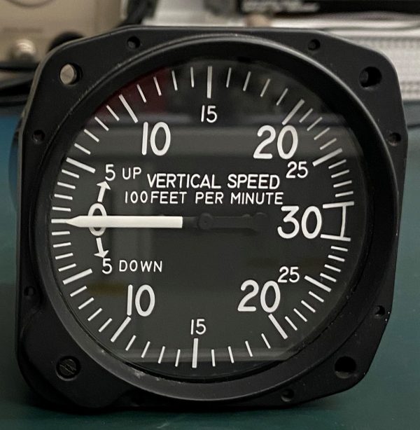 (Q12) Vertical Speed Indicator (VSI), 7030, United Instruments Inc.