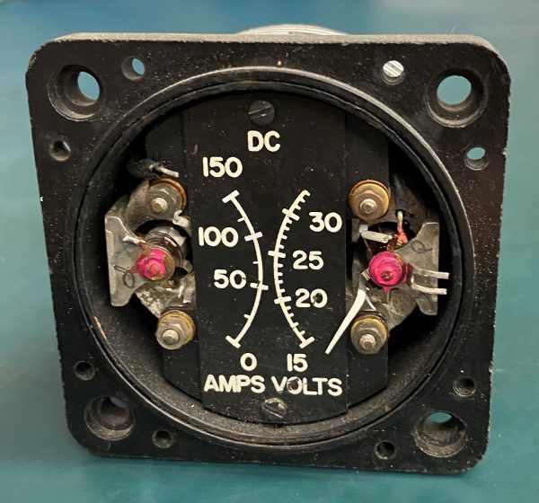 (Q7) DC Volt/ Ammeter, 12-3001-5, Aircraft Inst. & Development Inc.