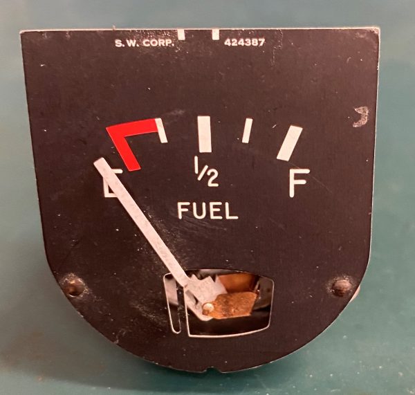 (Q2) Fuel Quantity Indicator, 424387, Stewart-Warner