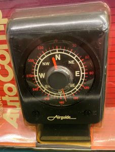 (QS2) Vertical Auto Compass, 1665, Airguide