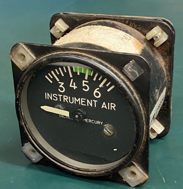 (Q15) Instrument Air Gauge, 115-384018-1, 1G8-34, Airbourne MFG. Co.