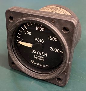 (Q15) O2 Cylinder Pressure, 114-380021, MD112-1, Beechcraft