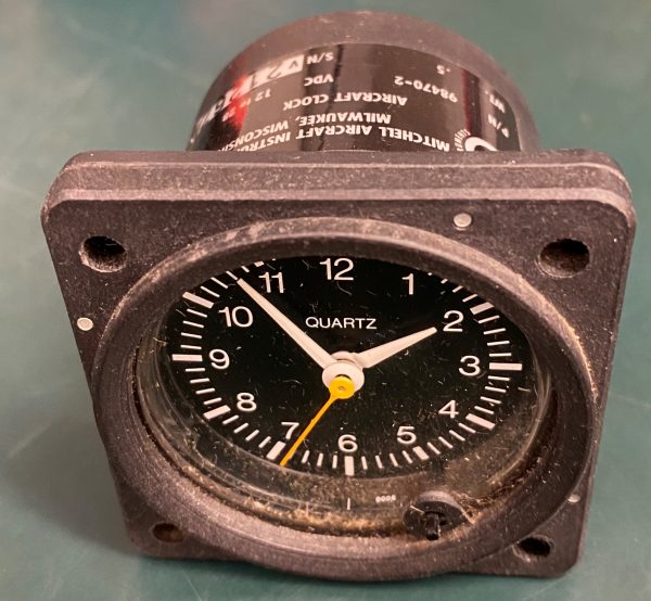 (Q15) Aircraft Clock, 98470-2, Mitchell