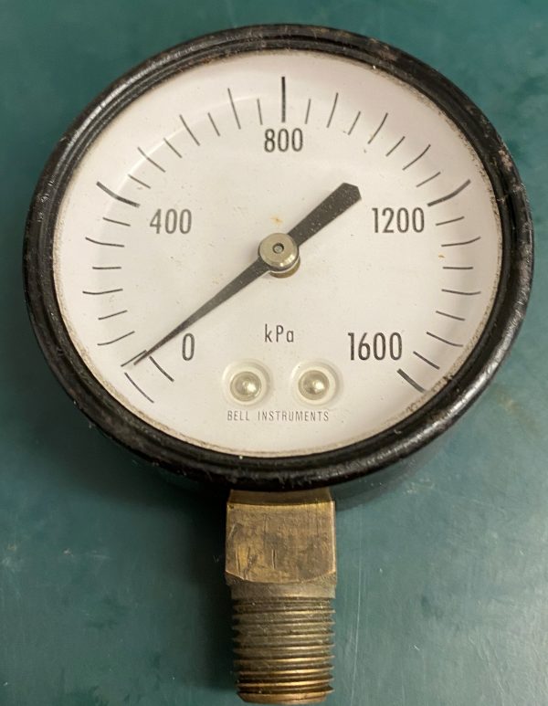 (Q16) Pressure Gauge, 0-1600 kPA, Bell Instruments
