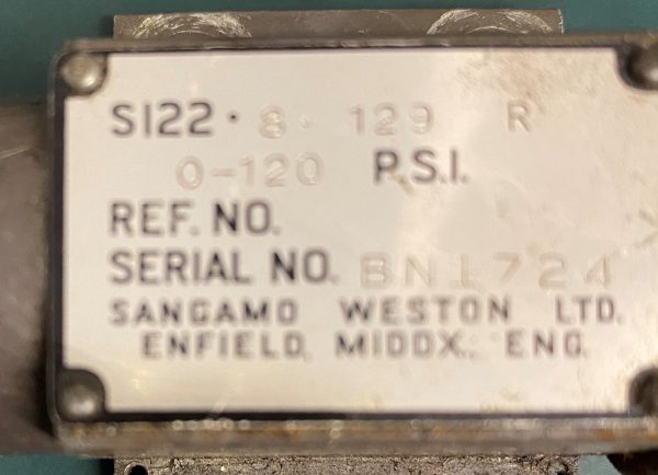 (Q19) Oil Pressure Transmitter, S122.8.129, Sangamo Weston Ltd